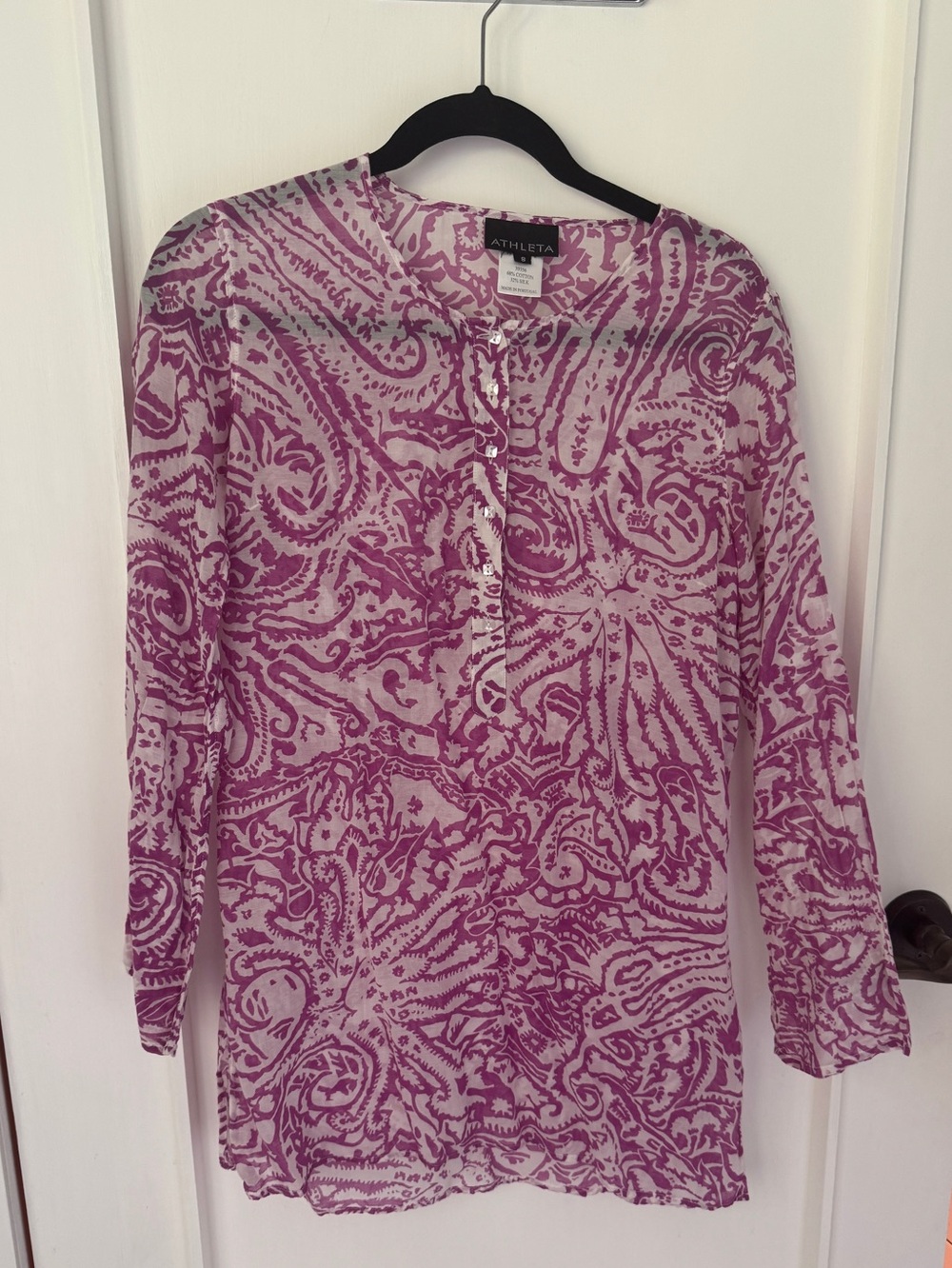 ATHLETA cotton/sulk swimsuit cover up or top. Very lightweight weight&breathable